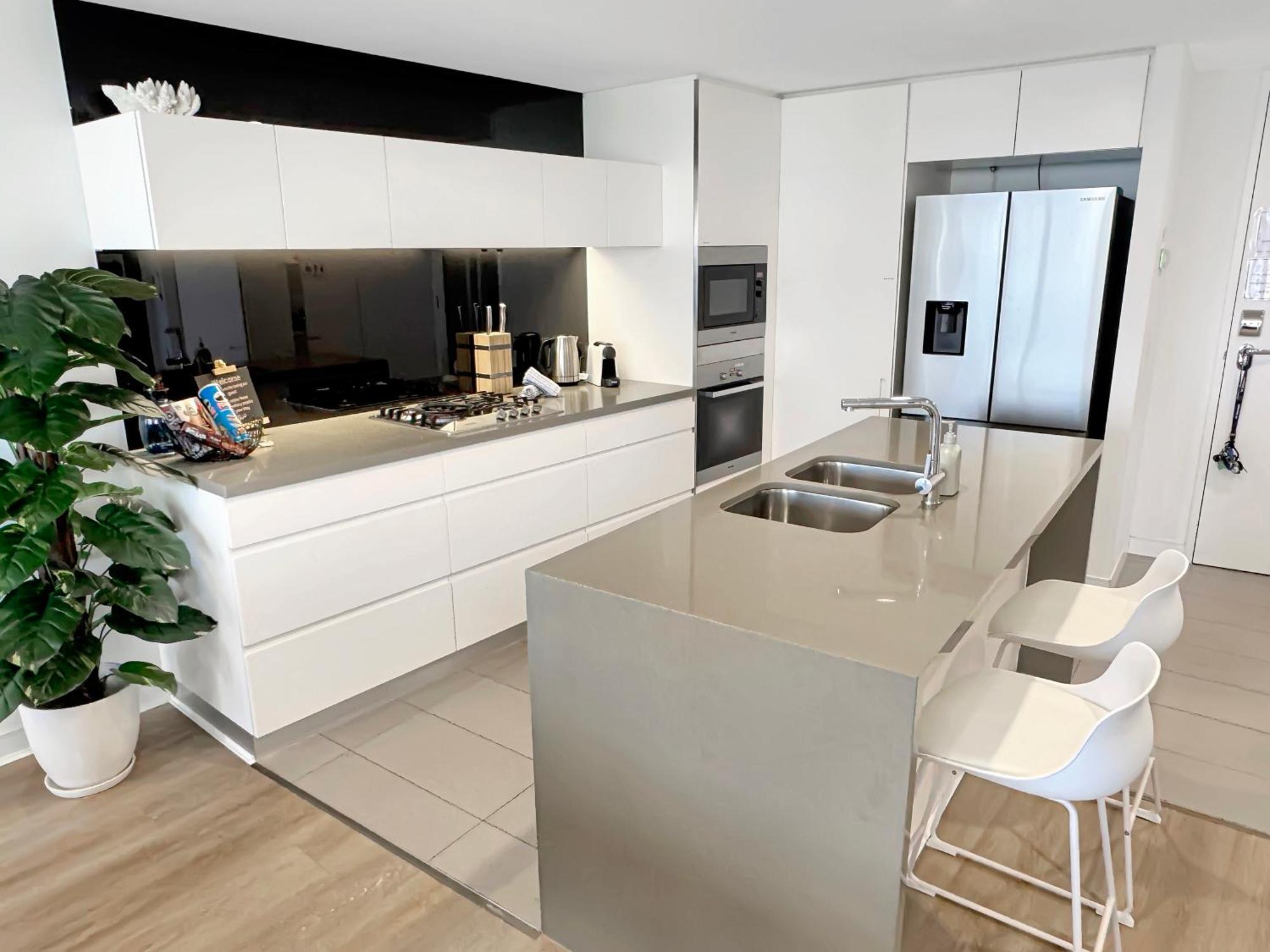 Oracle Broadbeach Tower 1 Lvl 20 Free Parking - Gc Getaways