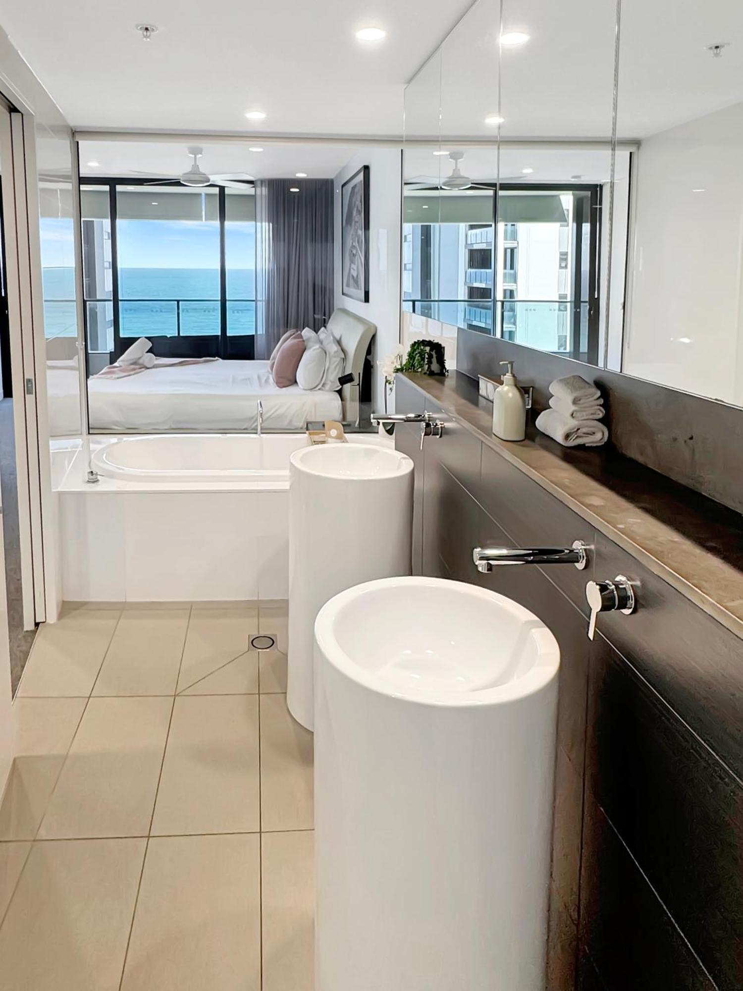 Oracle Broadbeach Tower 1 Lvl 20 Free Parking - Gc Getaways Apartment